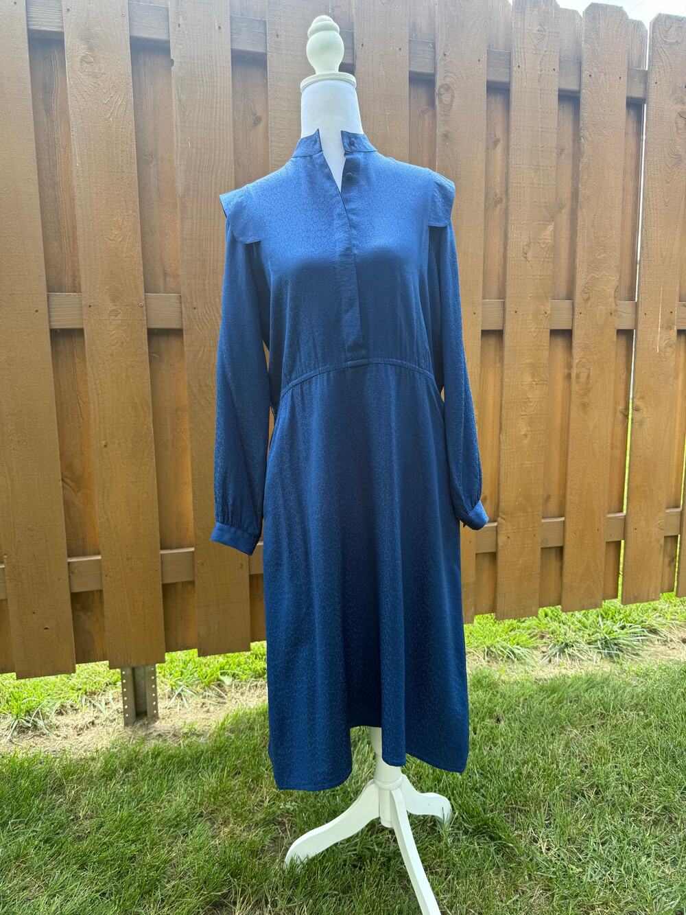 Going Places100% Pure Silk Blue Vintage Dress Size 6